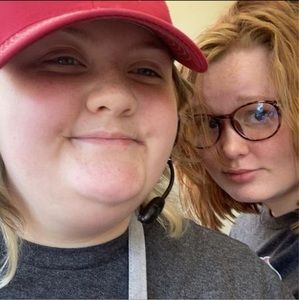 Meet your Posher, Olivia